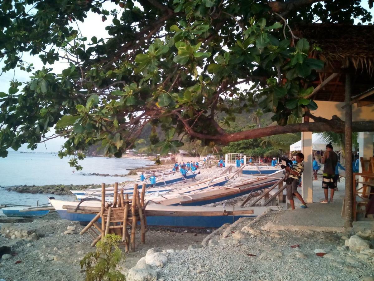 Mother Teresa Rooms And Restaurant Oslob Eksteriør bilde