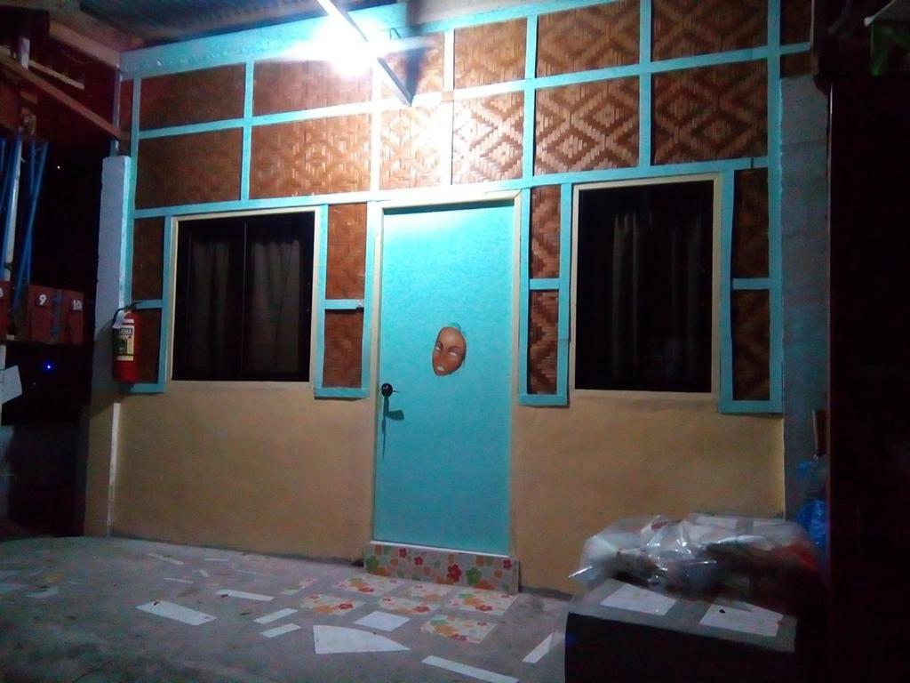 Mother Teresa Rooms And Restaurant Oslob Eksteriør bilde
