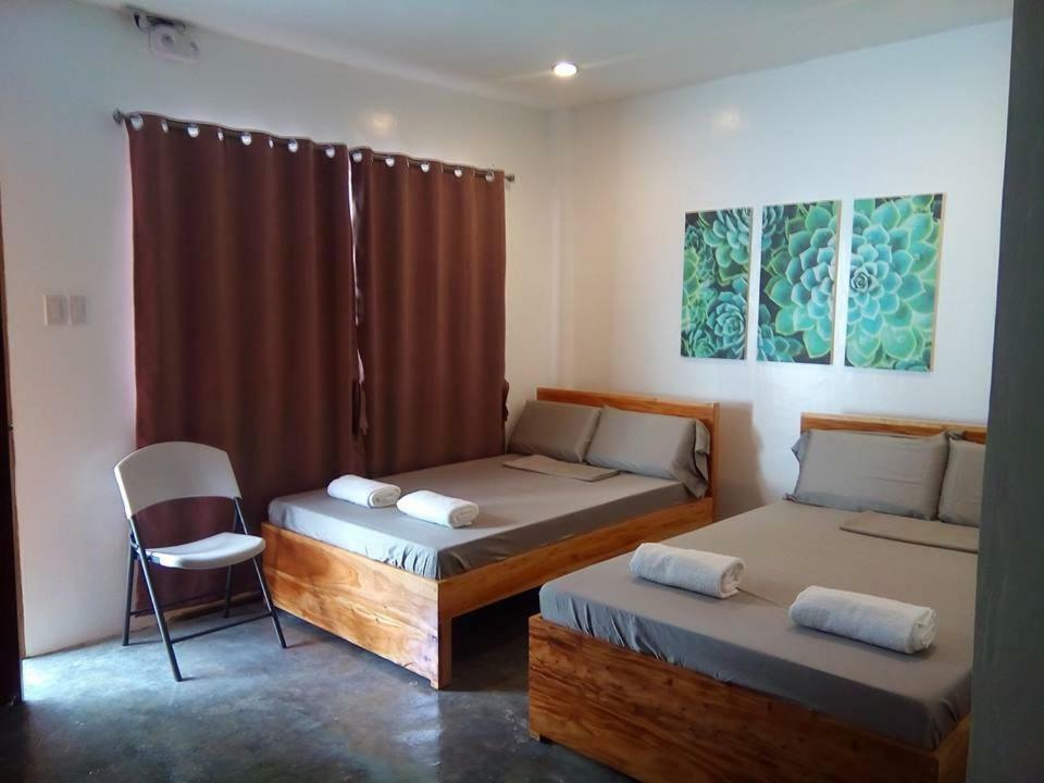 Mother Teresa Rooms And Restaurant Oslob Eksteriør bilde