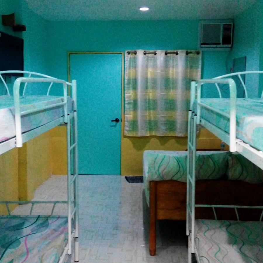 Mother Teresa Rooms And Restaurant Oslob Eksteriør bilde